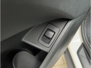 BMW X2 sDrive18i Advantage Kamera Sitzheizung