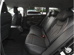 Volkswagen Passat Business 1.5 eHybrid DSG AHK HUD DCC