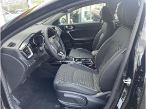 Kia XCeed MJ 25 1.5 T-GDI DCT Navi LED PDC v+h 18 Zoll