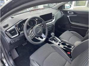 Kia XCeed MJ 25 1.5 T-GDI DCT Navi LED PDC v+h 18 Zoll