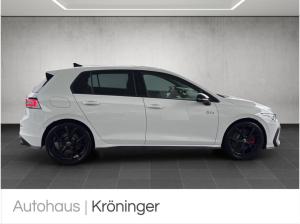 Volkswagen Golf VIII 2.0 TSI GTI Navi AHK **VORFÜHRWAGEN**