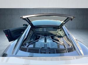 Audi R8 Coupe V10 performance quattro S tronic