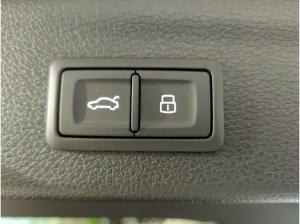 Audi Q3 advanced 35 TFSI S-tr/AHK/LED/S line-Int/Nav+
