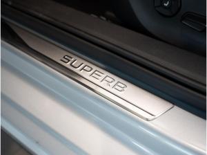 Skoda Superb Combi 1.5 TSI 110kW DSG Selection*MASSAGE/NAVI/MATRIX/AHK/LEDER*