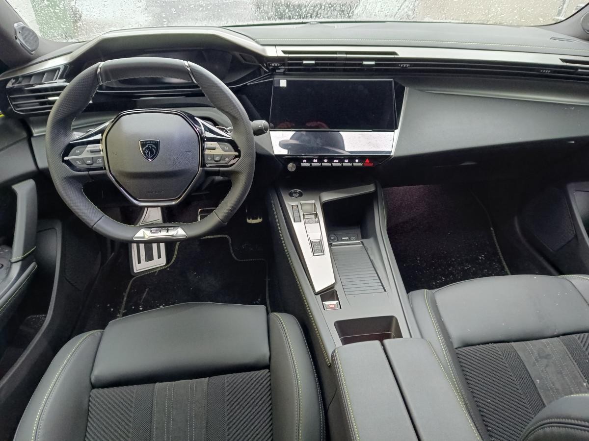 Peugeot 408 GT / Sofort