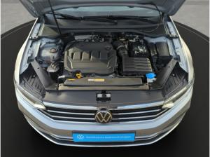 Volkswagen Passat Variant Elegance 2.0 TDI DSG AHK,NAV,RFK,Matrix-LED