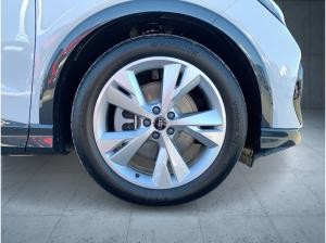 Audi Q4 e-tron e-tron S line 45 W-Pumpe/Matrix/AHK/Nav/20''/sound/Assist