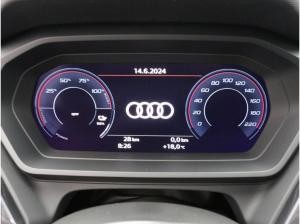 Audi Q4 e-tron S-Line 45 quattro / Matrix, Pano, AHK