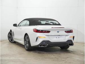BMW 840 i Cabrio M SPORT+LASERLICHT+KAMERA+ACC+LM19