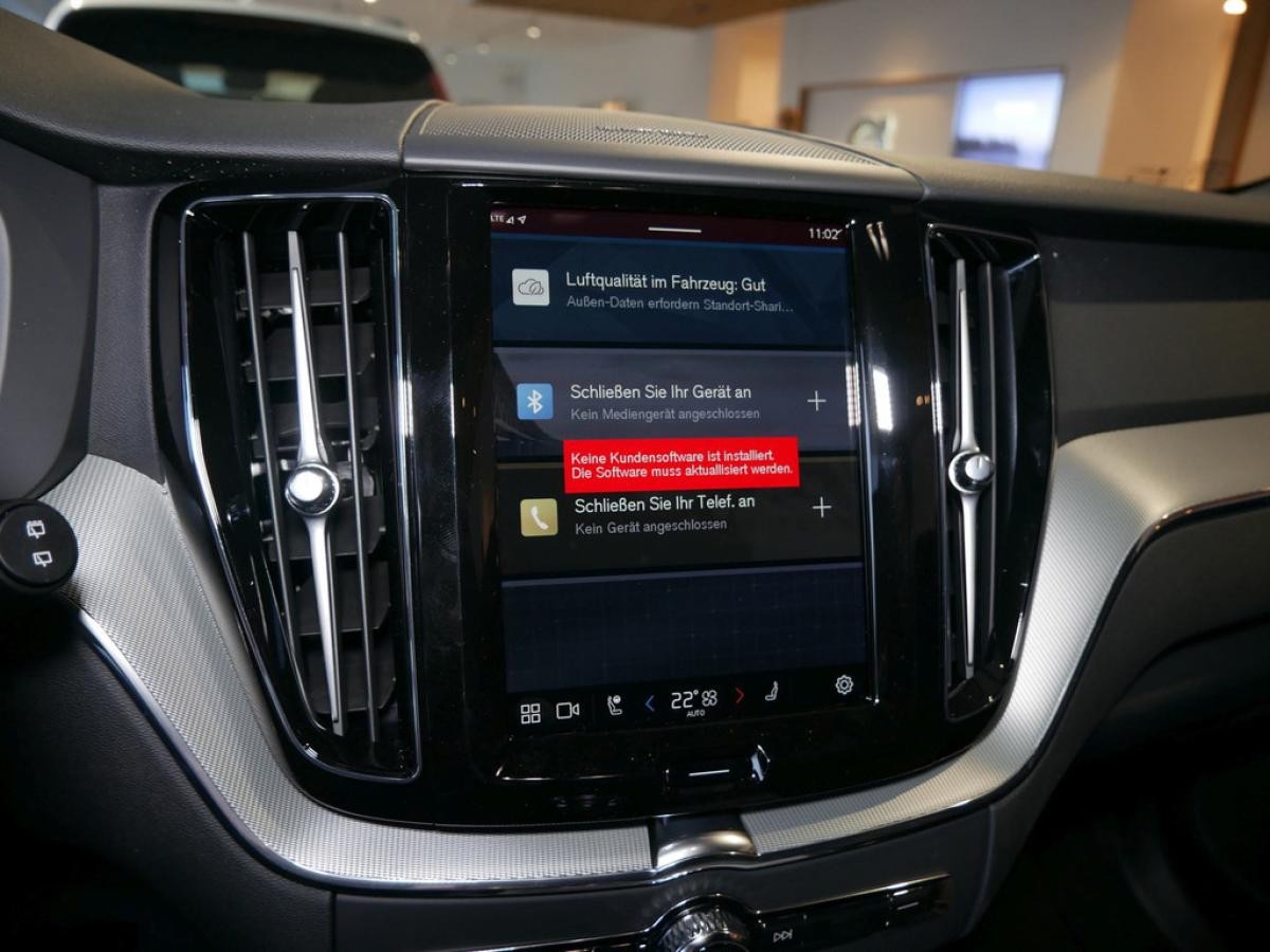 Volvo XC 60 B5B AWD Plus Black-Edition