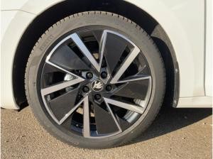 Skoda Octavia Combi Sportline 1,5 eTSI 110kW 7-Gang DSG - NAVI SHZ R-KAM