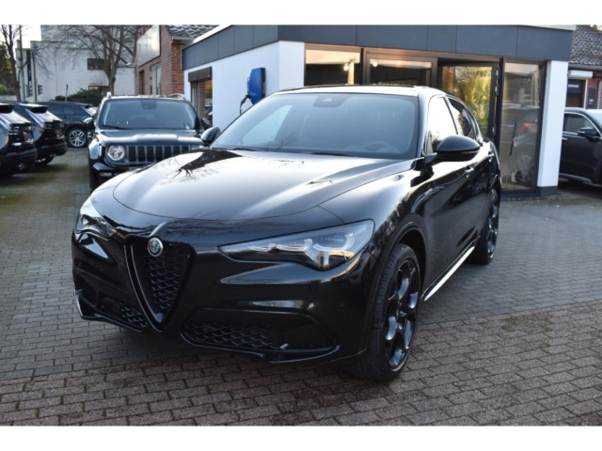 Alfa Romeo Stelvio Veloce Q4 2.0 Turbo -mit AHK - 21 Zoll- Panoramadach