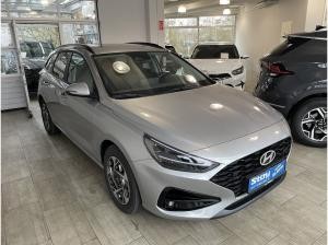 Hyundai i30 Kombi MJ25 1.5 T-GDI Navi LED SHZ PDC v+h Kam