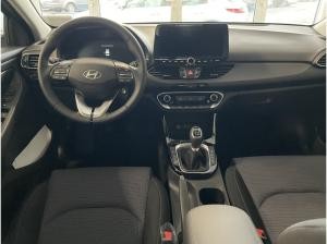 Hyundai i30 Kombi MJ25 1.5 T-GDI Navi LED SHZ PDC v+h Kam