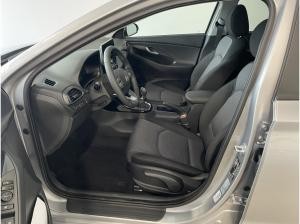 Hyundai i30 Kombi MJ25 1.5 T-GDI Navi LED SHZ PDC v+h Kam
