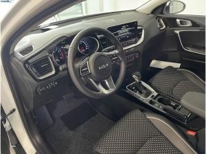 Kia XCeed MJ 25 1.5 T-GDI DCT Navi LED PDC v+h 18 Zoll