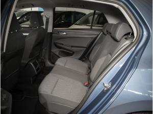 Volkswagen Golf VIII 1,5 TSI Life ACC LED PDC 17"