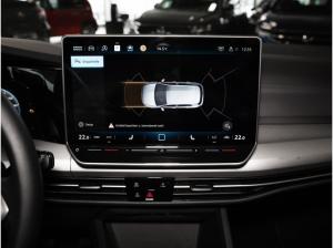 Volkswagen Golf VIII 1,5 TSI Life ACC LED PDC 17"