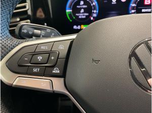 Volkswagen Tiguan R-Line 1.5 l eHybrid / AHK