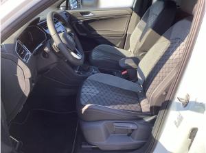 Volkswagen Tiguan Allspace R-Line 2.0TDI 4MDSG/ Matrix, AHK