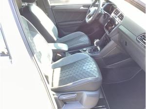 Volkswagen Tiguan Allspace R-Line 2.0TDI 4MDSG/ Matrix, AHK