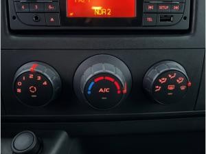 Renault Master 3,5t dCi 130 L3H1 DoKa Allrad AHK