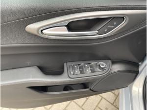 Alfa Romeo Giulia Veloce Q4 2.0 PDC+KAMERA+NAVI+CARPLAY+SHZ