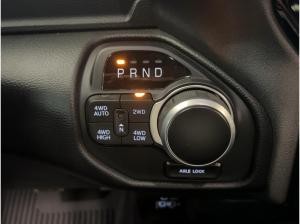 Dodge RAM 1500 BIG HORN CREWCAB BUILT TO SERVE V8 6-SITZE  ❗️❗️❗️ SONDERAKTION ❗️❗️❗️ V8 MOTOR 🤩🤩🤩