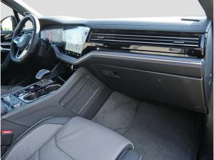 Volkswagen Touareg R-Line 3,0 l V6 TDI 4Motion / VLW