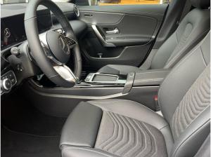 Mercedes-Benz CLA 200 d SB Progressive Night LED Panorama 360°