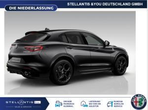 Alfa Romeo Stelvio QUADRIFOGLIO  Panorama