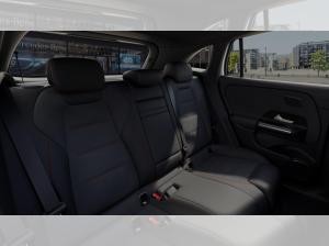 Mercedes-Benz EQA 300 4Matic / AMG Line / Night-Paket / Parkassistent