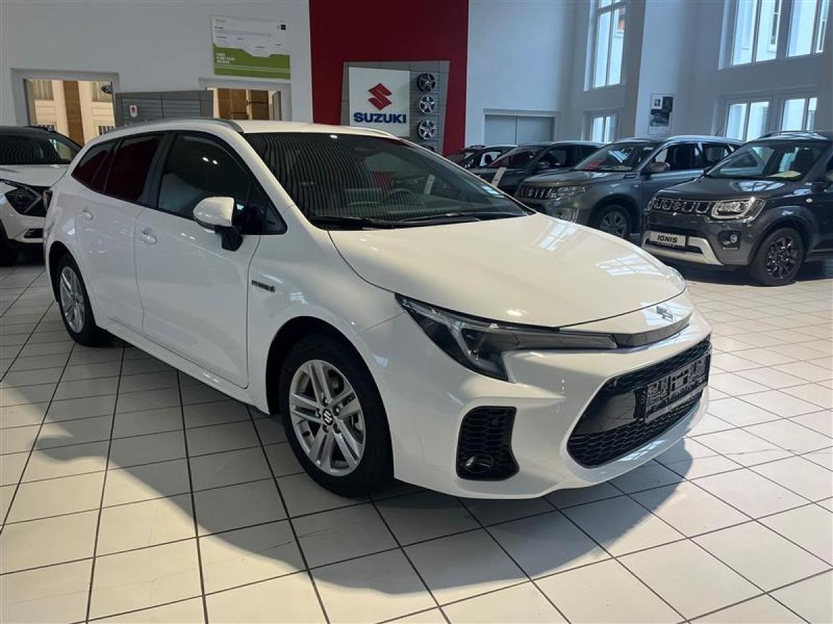 Suzuki Swace 1.8 HYBRID CVT Comfort+