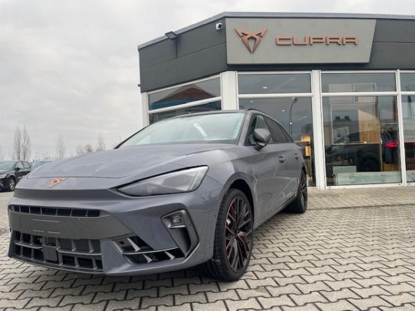 Cupra Leon SP VZ 2.0TSI 333 PS DSG 4Drive Sennheiser AHK Pano