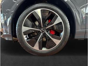Audi Q6 e-tron SUV edition one grey 55 qu AHK+Pano