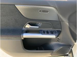 Mercedes-Benz EQA 250 AMG Line/Erweitert Serienausstattung/LED * kurzfristig verfügar *