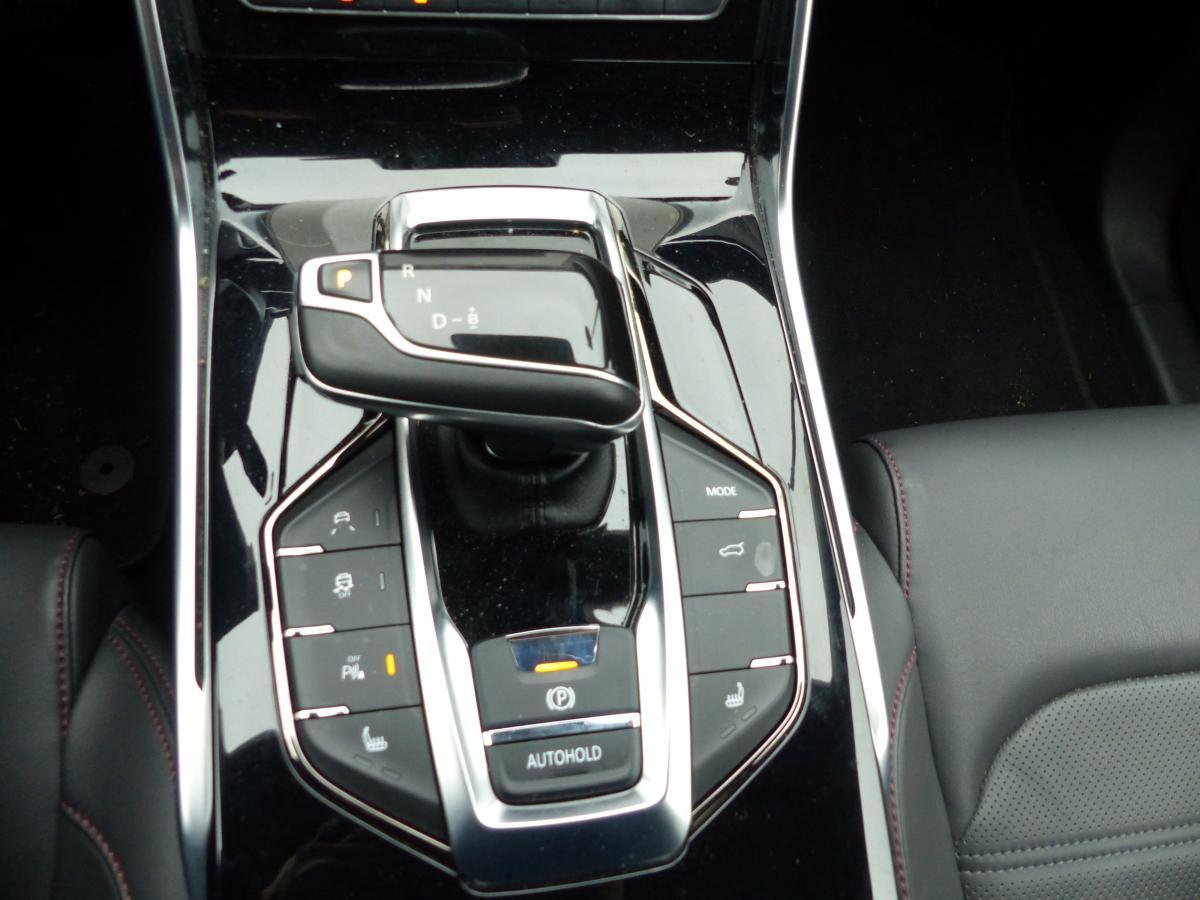 MAXUS Euniq 6