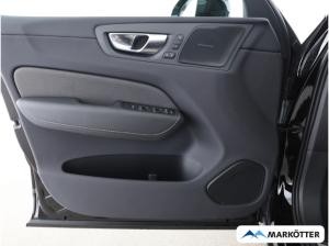 Volvo XC60 Plus Dark Recharge Plug-In Hybrid AWD T6