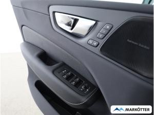 Volvo XC60 Plus Dark Recharge Plug-In Hybrid AWD T6