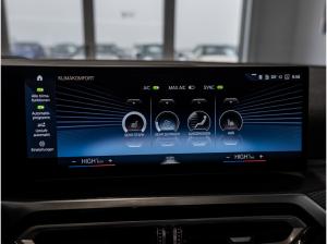 BMW 320 i Touring M-Sport