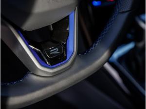 Volkswagen T-Roc 2,0 TSI DSG 4 Motion R Matrix ACC Pano AHK Navi