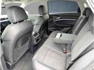 Audi Q8 e-tron Sportback S line 50 qu AHK/HDMatrix/21''/B&O/HuD