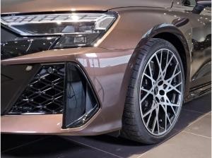 Audi RS3 Limousine *MACADAMIA METALLIC*SPORTABGAS*SCHALEN*PANO*VMAX280*SONOS*