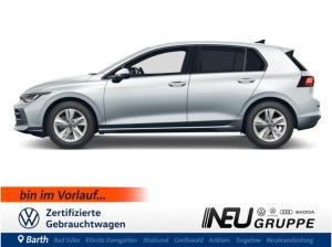 Volkswagen Golf Life 1.5 TSI Ganzjahresreifen