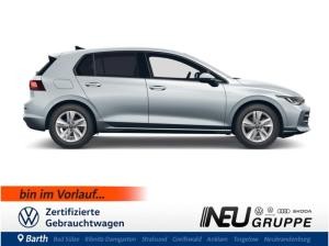 Volkswagen Golf Life 1.5 TSI Ganzjahresreifen