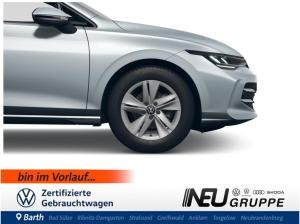 Volkswagen Golf Life 1.5 TSI Ganzjahresreifen