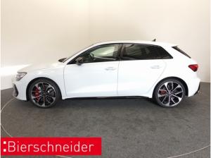 Audi S3 Sportback GARANTIE EA8 AKRAPOVIC PANO MATRIX PDC+KAMERA 19