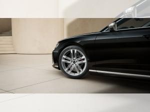 Audi S8 TFSI quattro tiptronic