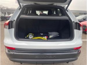 Audi Q4 e-tron 45 e-tron S line Navi AHK Matrix LED Smartphone Interface