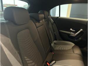Mercedes-Benz A 200 Kompaktlimousine Progressive/Navi/Distronic * kurzfristig verfügbar *